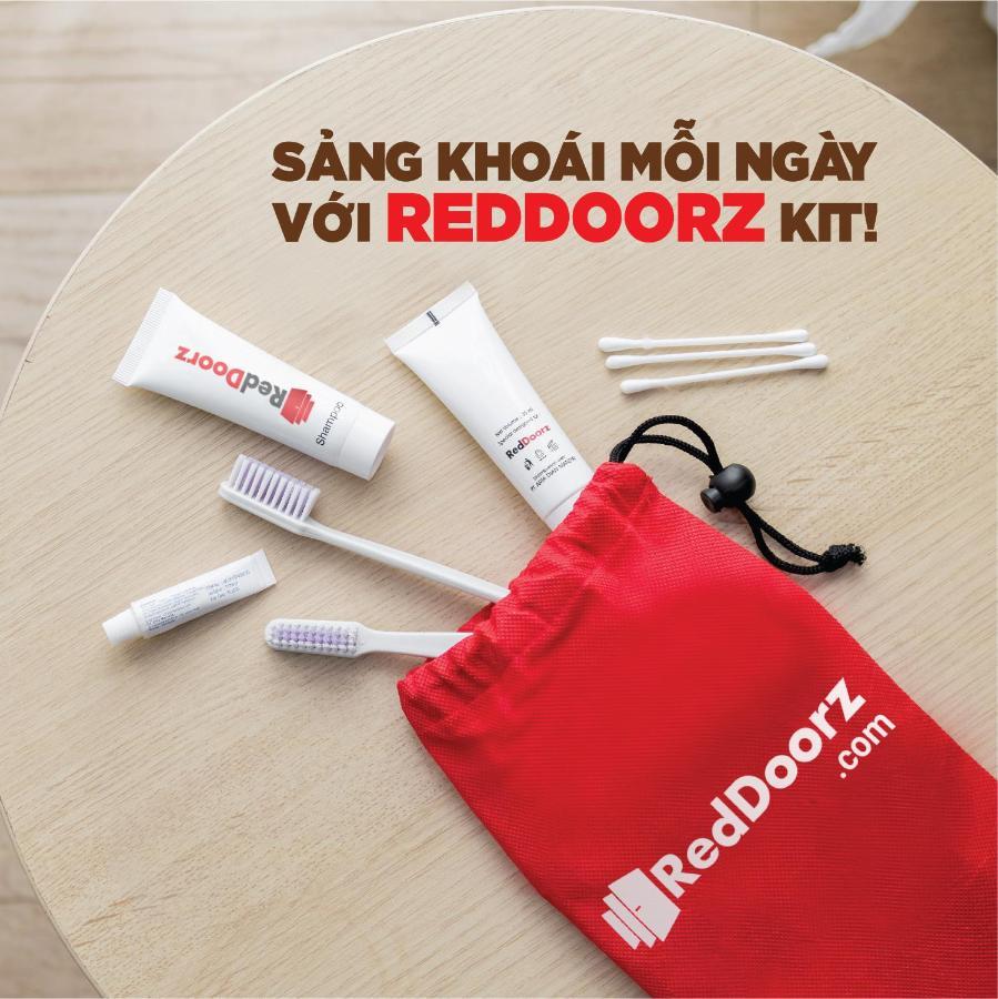 Reddoorz Marieline 2 Hotel Thành Pho Ho Chí Minh Esterno foto