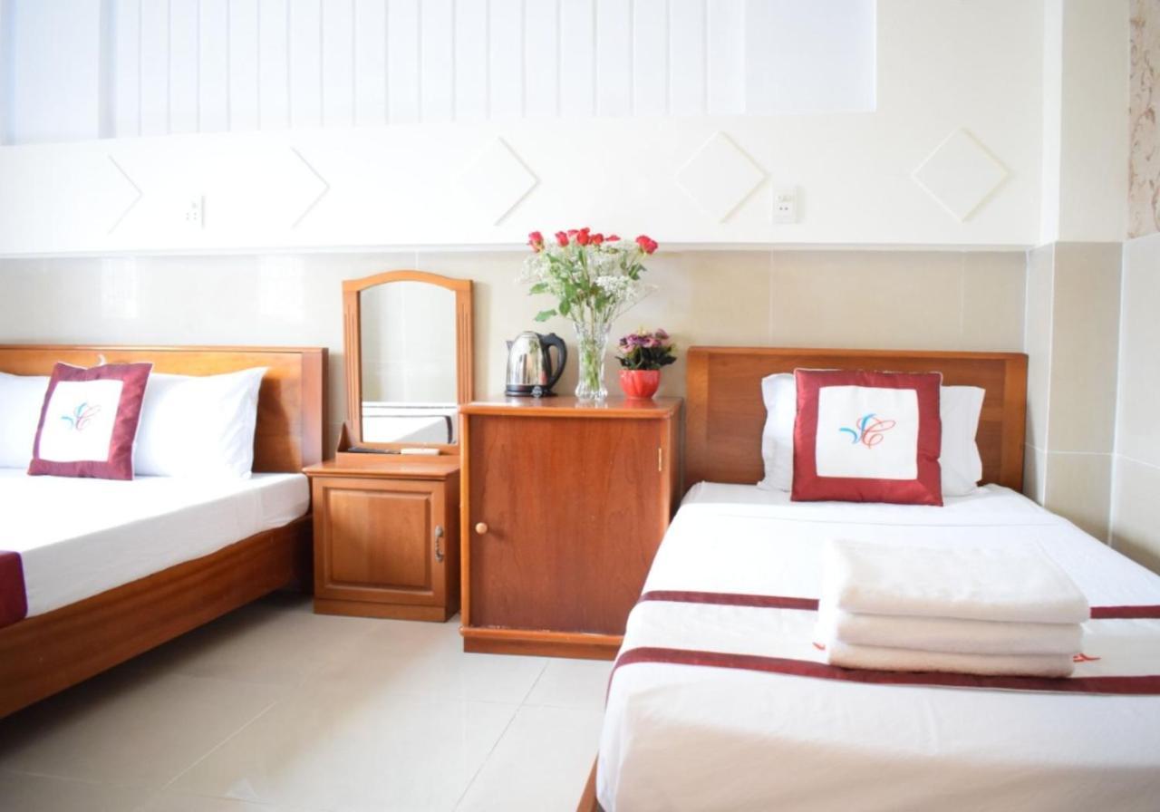 Reddoorz Marieline 2 Hotel Thành Pho Ho Chí Minh Esterno foto